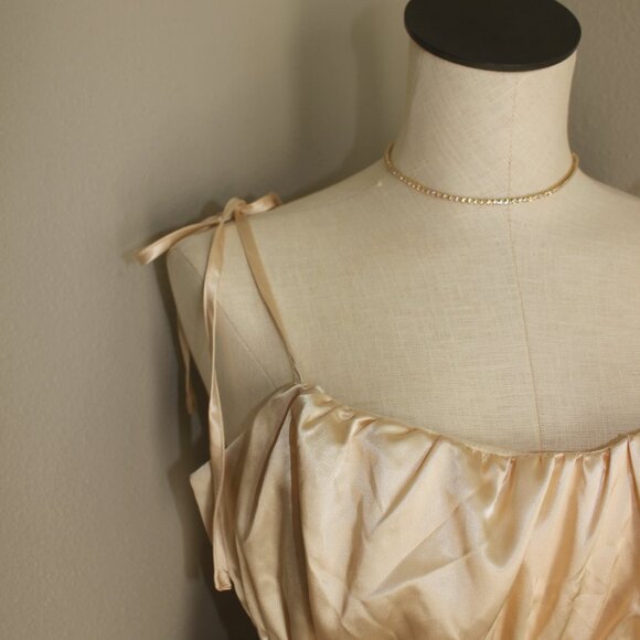 NWT Showpo Tank - Picture 2 of 5